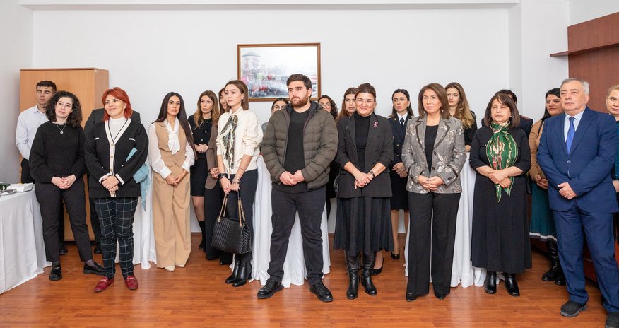The official presentation of the Azercell-supported "Women's Hotline" service took place in the days of activism against gender-based violence The official presentation of the Azercell-supported "Women's Hotline" service took place in the days of activism against gender-based violence
