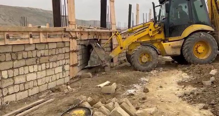 На Абшероне предотвращено незаконное строительство На Абшероне предотвращено незаконное строительство