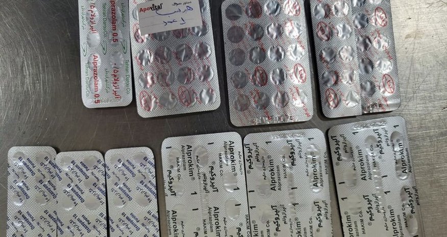 Azərbaycan gömrükçüləri külli miqdarda dərman preparatları aşkar edib Azərbaycan gömrükçüləri külli miqdarda dərman preparatları aşkar edib