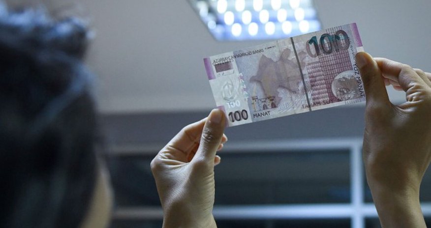 Bakıda marketə saxta pul verən şəxs tutuldu Bakıda marketə saxta pul verən şəxs tutuldu