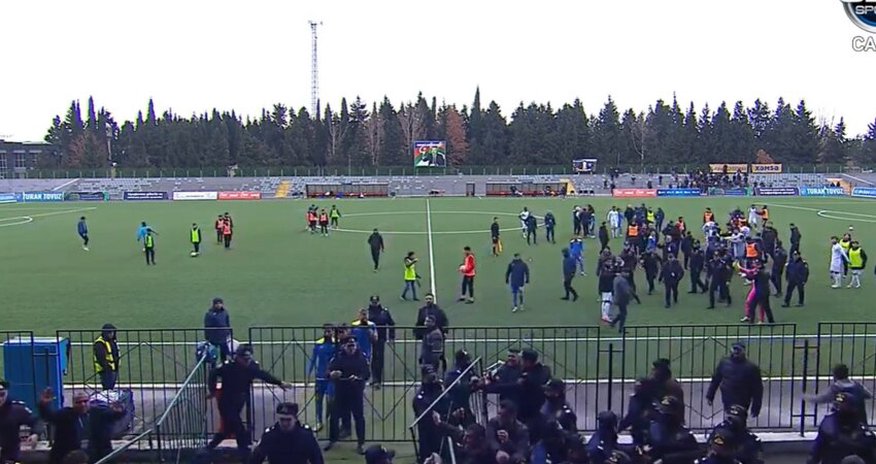 "Turan Tovuz" - "Kəpəz" oyunundan sonra dava düşüb "Turan Tovuz" - "Kəpəz" oyunundan sonra dava düşüb