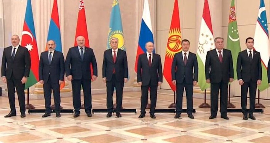 MDB ölkələrinin sammiti başladı MDB ölkələrinin sammiti başladı
