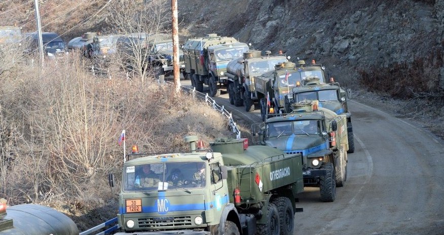 Sülhməramlıların daha 17 maşını maneəsiz keçib Sülhməramlıların daha 17 maşını maneəsiz keçib