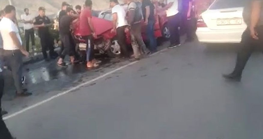 Bakıda polis qəza törətdi - Ölən var Bakıda polis qəza törətdi - Ölən var