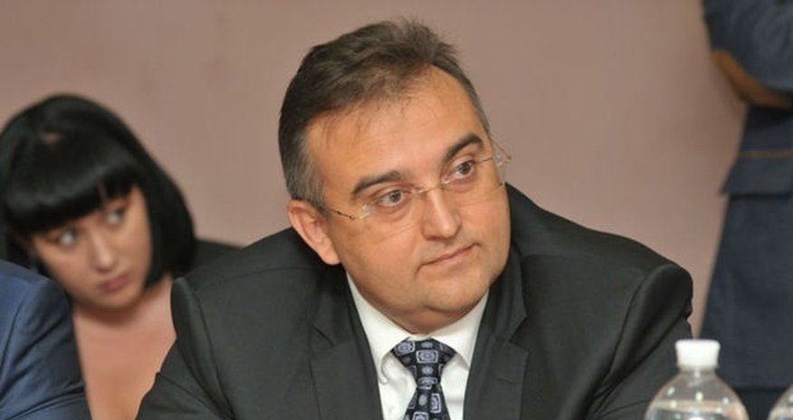 Среди всех стран Южного Кавказа Азербайджан оказывает нам самую большую помощь Среди всех стран Южного Кавказа Азербайджан оказывает нам самую большую помощь