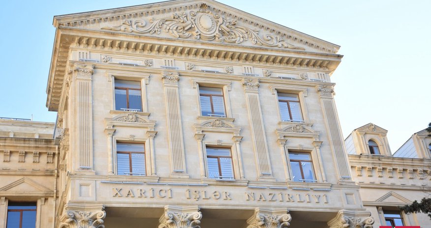 Rəsmi Bakı Ermənistana çağırış edib Rəsmi Bakı Ermənistana çağırış edib