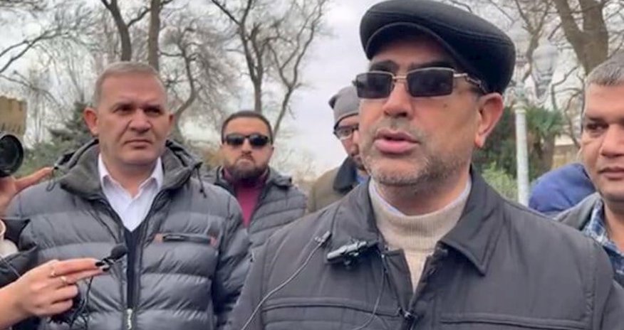 Görmə məhdudiyyətli şəxslər etiraz aksiyası keçiriblər Görmə məhdudiyyətli şəxslər etiraz aksiyası keçiriblər