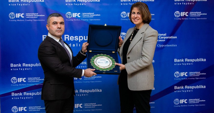 IFC поддержала Банк Республика с целью расширения финансовых возможностей предпринимателей в Азербайджане IFC поддержала Банк Республика с целью расширения финансовых возможностей предпринимателей в Азербайджане