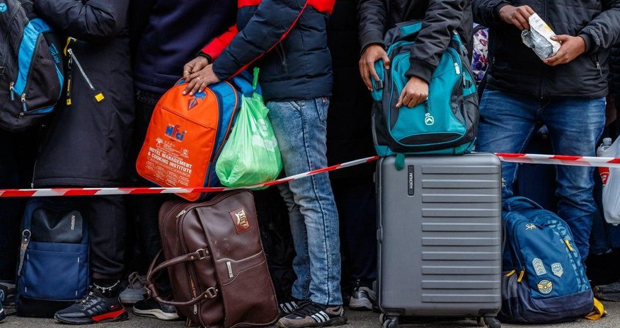 Litvada olan ukraynalı qaçqınların 80%-i iş yerini dəyişmək istəyir - RƏSMİ Litvada olan ukraynalı qaçqınların 80%-i iş yerini dəyişmək istəyir - RƏSMİ