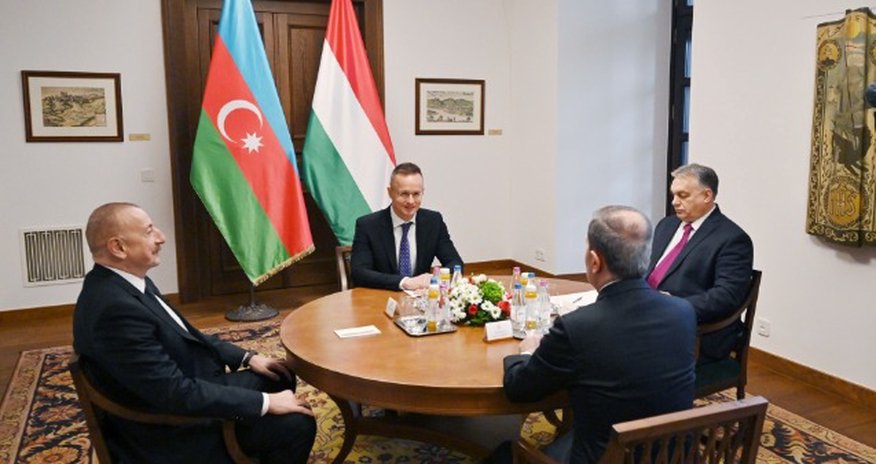İlham Əliyevlə Viktor Orban mətbuata bəyanatlarla çıxış etdi - YENİLƏNİB İlham Əliyevlə Viktor Orban mətbuata bəyanatlarla çıxış etdi - YENİLƏNİB