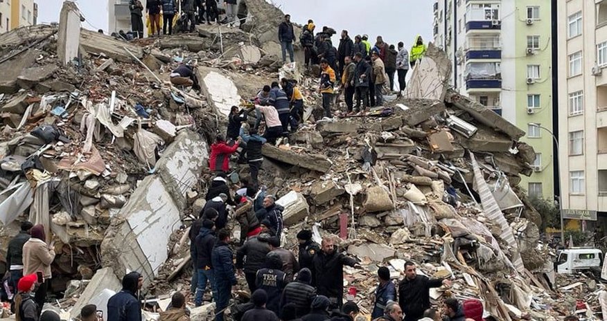 Boy rescued 55 hours after building collapse in Turkiye’s Kahramanmaras Boy rescued 55 hours after building collapse in Turkiye’s Kahramanmaras