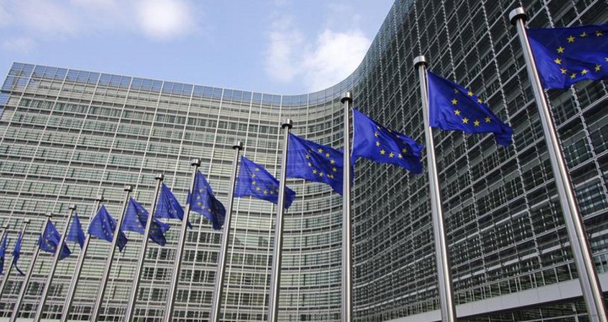 Глава Еврокомиссии заявила о преодолении зависимости от газа и нефти из России Глава Еврокомиссии заявила о преодолении зависимости от газа и нефти из России