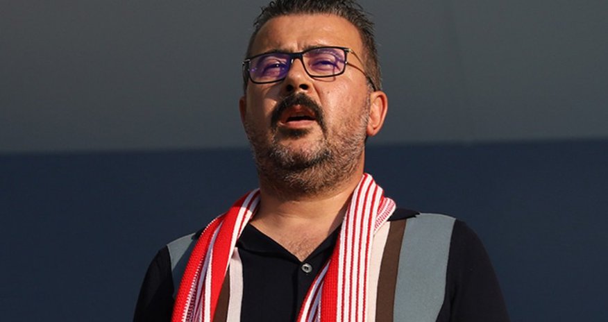 Türkiyədə daha bir klub prezidenti istefa verib Türkiyədə daha bir klub prezidenti istefa verib