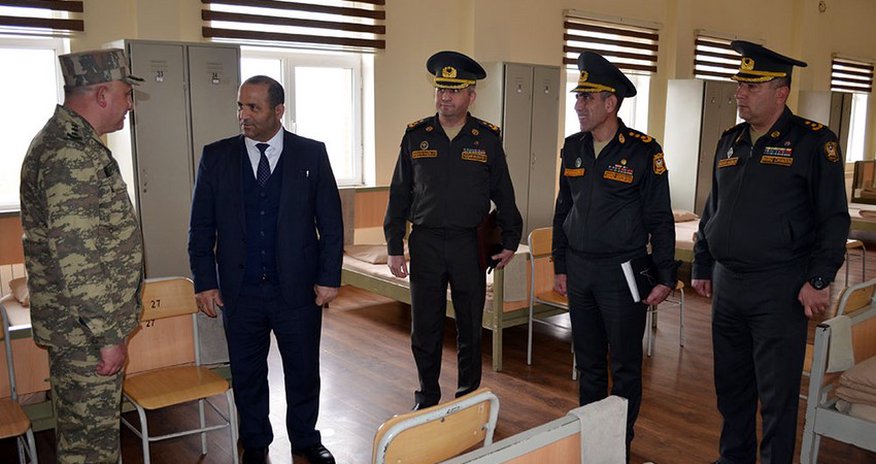 Ombudsman Aparatının nümayəndələri N hərbi hissəsində olublar Ombudsman Aparatının nümayəndələri N hərbi hissəsində olublar
