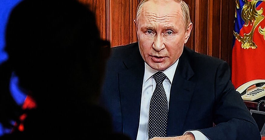 Putin iki səfiri geriçağırdı Putin iki səfiri geriçağırdı