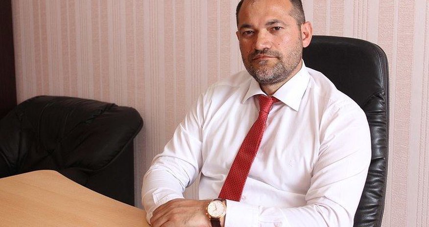 Əliyevin Qarabağ siyasətini tənqid etsək adamın ağzı əyilər - DEPUTAT Əliyevin Qarabağ siyasətini tənqid etsək adamın ağzı əyilər - DEPUTAT