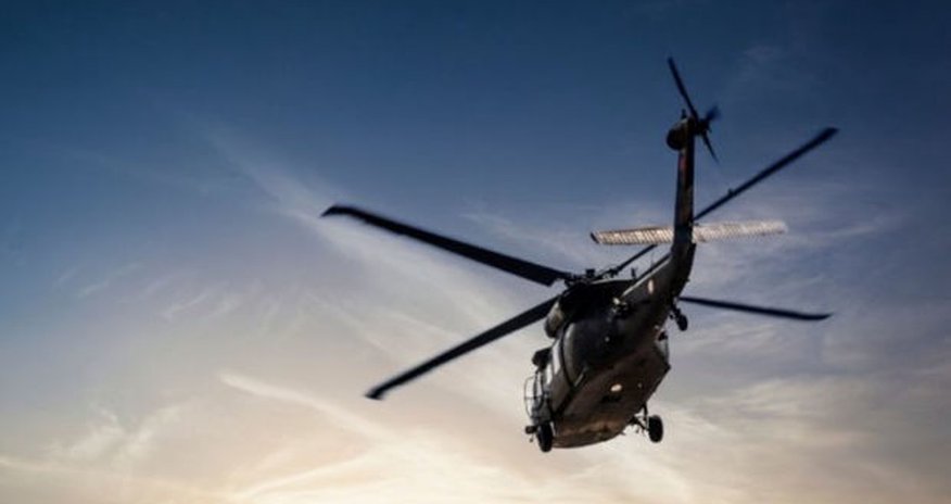 Yaponiyada hərbi helikopter radarlardan yoxa çıxdı Yaponiyada hərbi helikopter radarlardan yoxa çıxdı