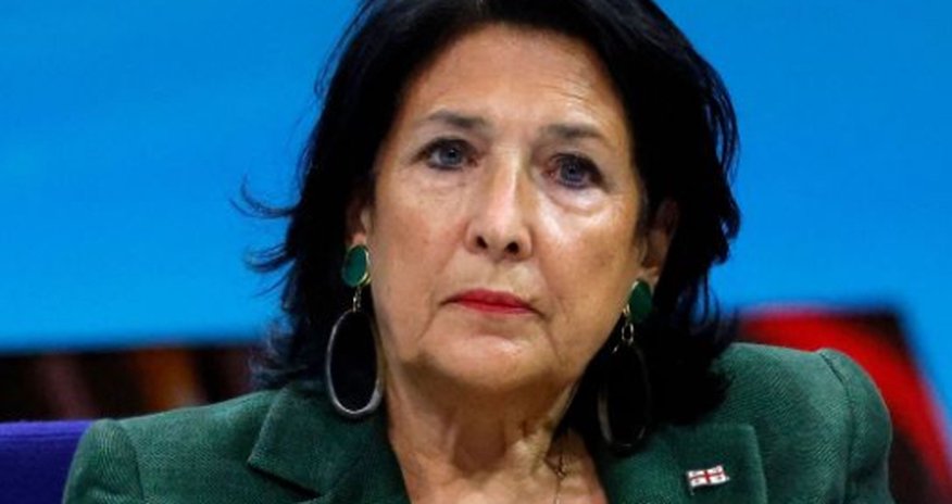 Президент Грузии пожаловалась на свое правительство Президент Грузии пожаловалась на свое правительство