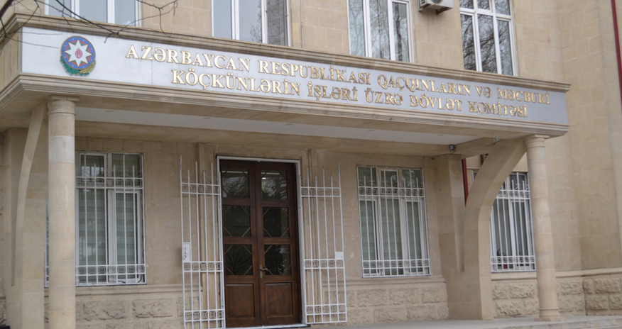 Госкомитет осудил поджог азербайджанского флага в Ереване Госкомитет осудил поджог азербайджанского флага в Ереване