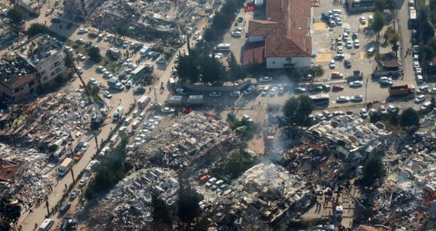 Kahramanmaraş fəlakətini araşdıran alimlər: Türkiyədə 6,8 bal maqnitudada yeni zəlzələ olacaq Kahramanmaraş fəlakətini araşdıran alimlər: Türkiyədə 6,8 bal maqnitudada yeni zəlzələ olacaq