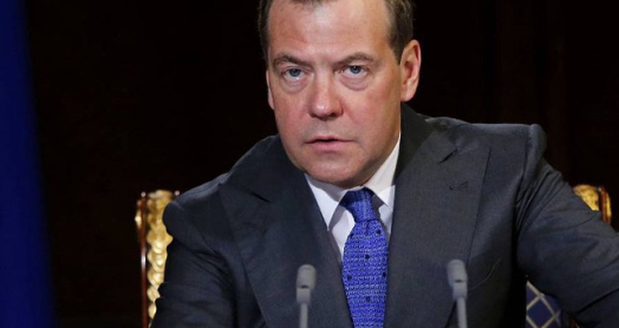 Медведев назвал альтернативу вступлению Украины в НАТО Медведев назвал альтернативу вступлению Украины в НАТО