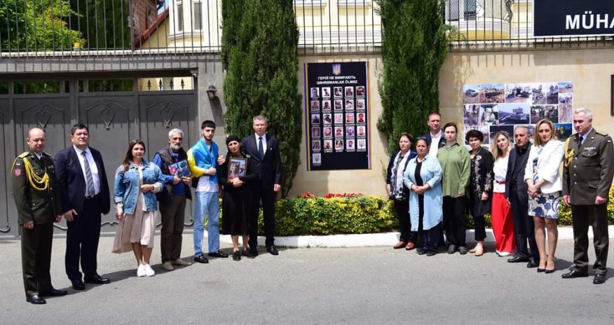 Səfir: Ukraynada döyüşlərdə 26 azərbaycanlı həlak olub Səfir: Ukraynada döyüşlərdə 26 azərbaycanlı həlak olub