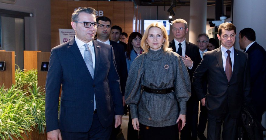 DOST Agentliyində Ukrayna Ali Radasının nümayəndə heyəti ilə görüş olub (FOTO) DOST Agentliyində Ukrayna Ali Radasının nümayəndə heyəti ilə görüş olub (FOTO)