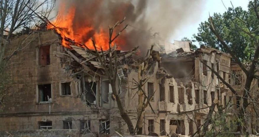 One dead, many more injured as Russian troops shell Dnieper One dead, many more injured as Russian troops shell Dnieper