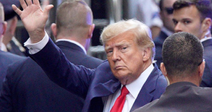 Прокуратура нашла разоблачающую Трампа запись Прокуратура нашла разоблачающую Трампа запись