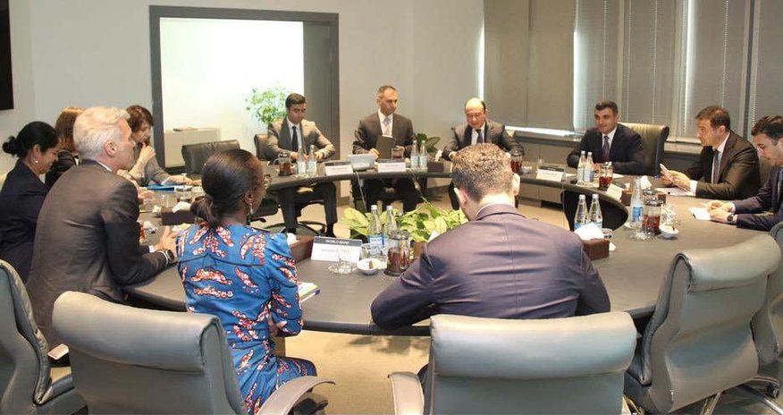 Mərkəzi Bankda Dünya Bankının nümayəndə heyətilə görüş keçirilib (FOTO) Mərkəzi Bankda Dünya Bankının nümayəndə heyətilə görüş keçirilib (FOTO)