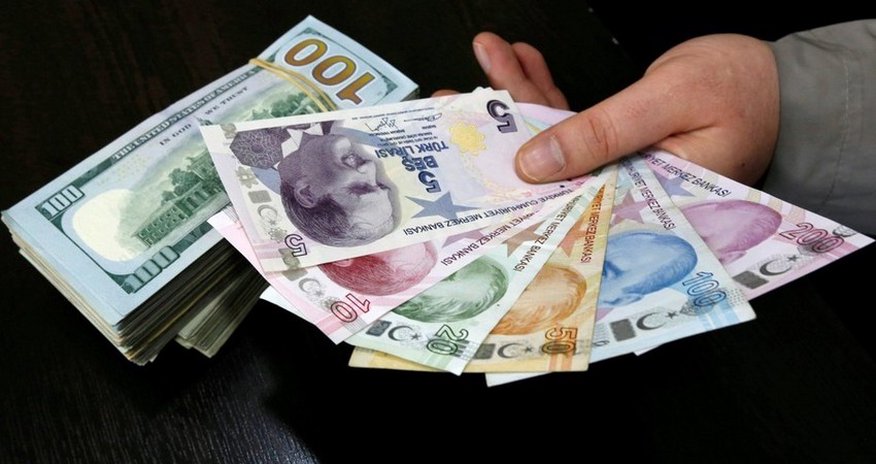 Turkish lira falls in price against dollar Turkish lira falls in price against dollar