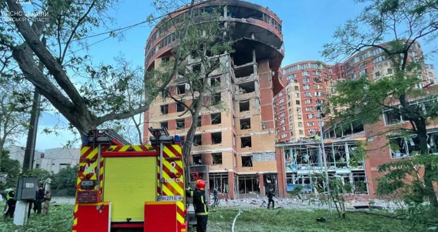 Three killed, at least 13 injured in Russia's overnight missile strike on Odesa Three killed, at least 13 injured in Russia's overnight missile strike on Odesa
