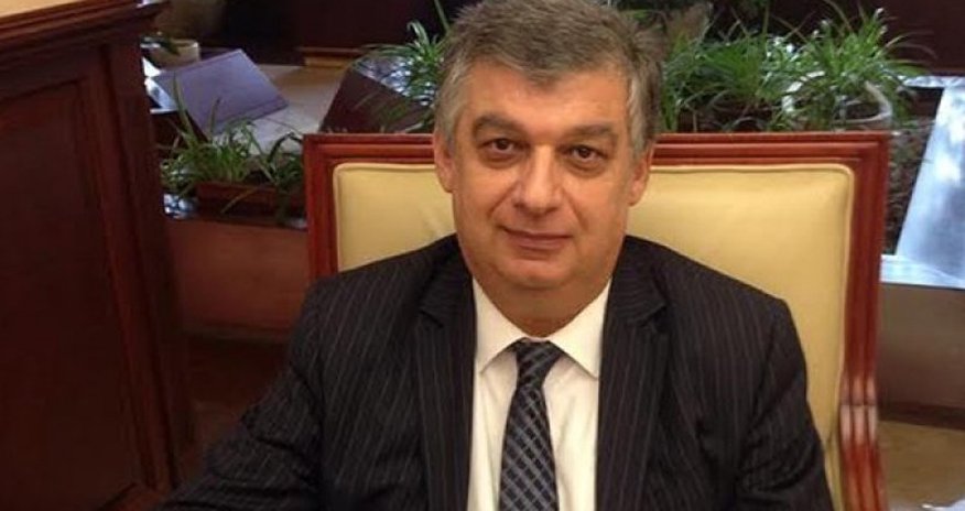 Bu qanunun dili çox qəlizdir,anlaşılmır - Əli Məsimli Bu qanunun dili çox qəlizdir,anlaşılmır - Əli Məsimli