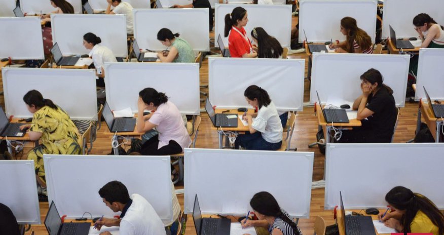 Müəllimlərin sertifikatlaşdırılma imtahanları başa çatıb Müəllimlərin sertifikatlaşdırılma imtahanları başa çatıb