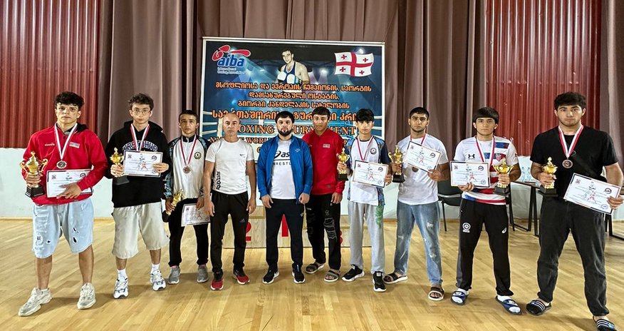 Azərbaycan boksçuları beynəlxalq turnirdə 7 medal qazanıb Azərbaycan boksçuları beynəlxalq turnirdə 7 medal qazanıb