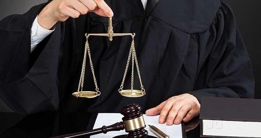 Vəkilliyə qəbulla bağlı ciddi problemlər var - Millət vəkili Vəkilliyə qəbulla bağlı ciddi problemlər var - Millət vəkili