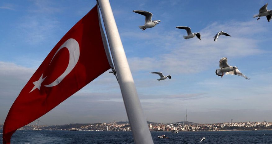 Türkiyə Rusiya ilə ticarətdə dollardan imtina etməyə çağırıb Türkiyə Rusiya ilə ticarətdə dollardan imtina etməyə çağırıb