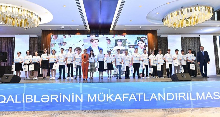 Kapital Bank-ın dəstəyi ilə keçirilən olimpiadanın qalibləri təltif edildi Kapital Bank-ın dəstəyi ilə keçirilən olimpiadanın qalibləri təltif edildi