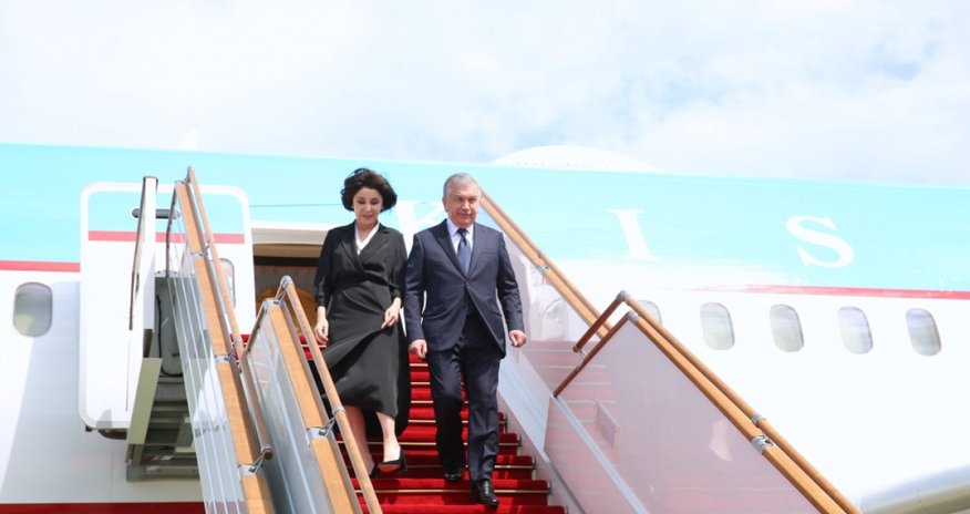 Özbəkistan Prezidenti Şavkat Mirziyoyev Azərbaycana dövlət səfərinə gəlib Özbəkistan Prezidenti Şavkat Mirziyoyev Azərbaycana dövlət səfərinə gəlib