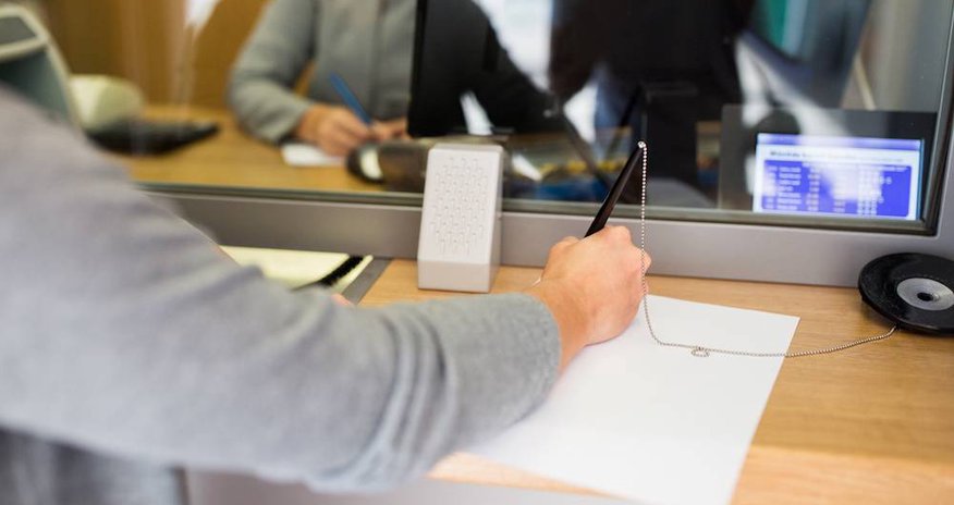 Azərbaycanda bank müştərilərinin sayı artıb Azərbaycanda bank müştərilərinin sayı artıb