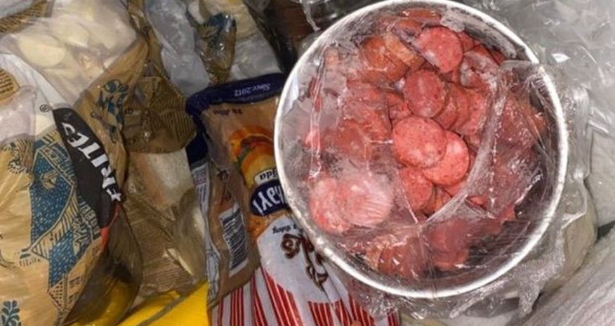 AQTA pizzadan altı nəfərin zəhərləndiyi müəssisənin fəaliyyətini məhdudlaşdırıb AQTA pizzadan altı nəfərin zəhərləndiyi müəssisənin fəaliyyətini məhdudlaşdırıb