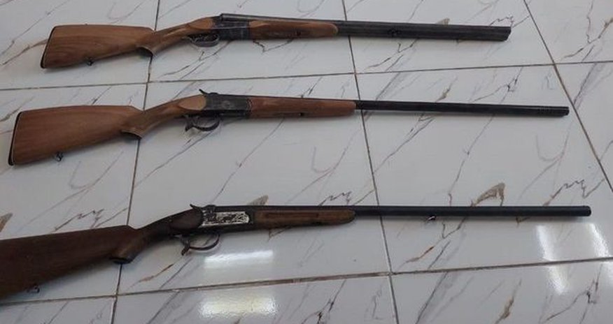 Astarada üç nəfərdə sənədləri olmayan ov tüfəngləri aşkar edilib Astarada üç nəfərdə sənədləri olmayan ov tüfəngləri aşkar edilib