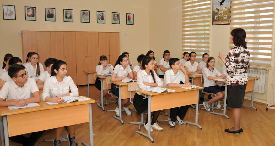 Bu ildən məktəblərdə "Təbiət-6" dərslik komplektinin kütləvi tətbiqinə başlanılacaq Bu ildən məktəblərdə "Təbiət-6" dərslik komplektinin kütləvi tətbiqinə başlanılacaq