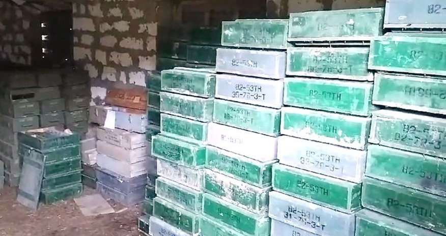 Kəlbəcərdə sursat anbarı aşkar olunub Kəlbəcərdə sursat anbarı aşkar olunub
