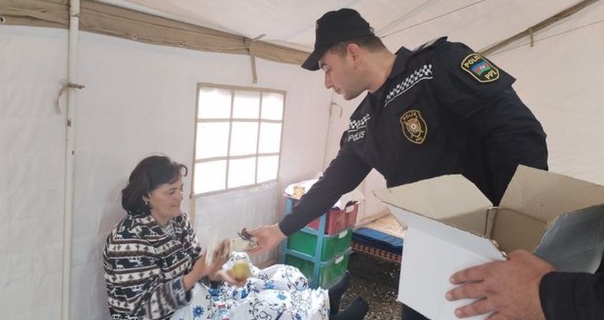 FHN Qarabağın erməniəsilli əhalisi üçün çadırlar qurub FHN Qarabağın erməniəsilli əhalisi üçün çadırlar qurub