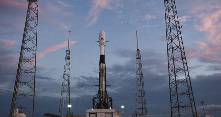 Ракета SpaceX вывела на орбиту 22 интернет-спутника Starlink Ракета SpaceX вывела на орбиту 22 интернет-спутника Starlink