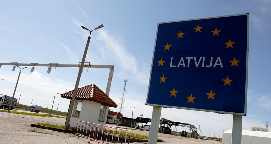 Latviya Rusiya və Belarusla sərhədi tamamilə bağlamağa hazırdır Latviya Rusiya və Belarusla sərhədi tamamilə bağlamağa hazırdır