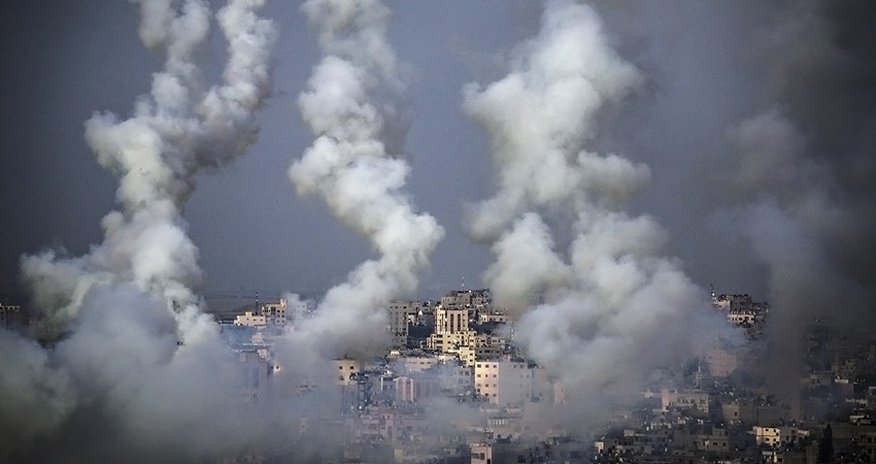 Tel Aviv hit by rocket fire Tel Aviv hit by rocket fire