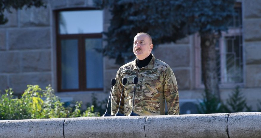 Prezident Xankəndidə keçirilən paradda çıxış edib - YENİLƏNİB Prezident Xankəndidə keçirilən paradda çıxış edib - YENİLƏNİB