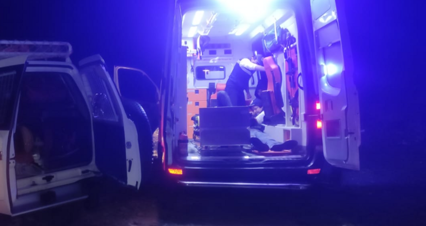 Hacıqabulda yük və minik avtomobiləri ilə toqquşub, xəsarət alanlar var Hacıqabulda yük və minik avtomobiləri ilə toqquşub, xəsarət alanlar var